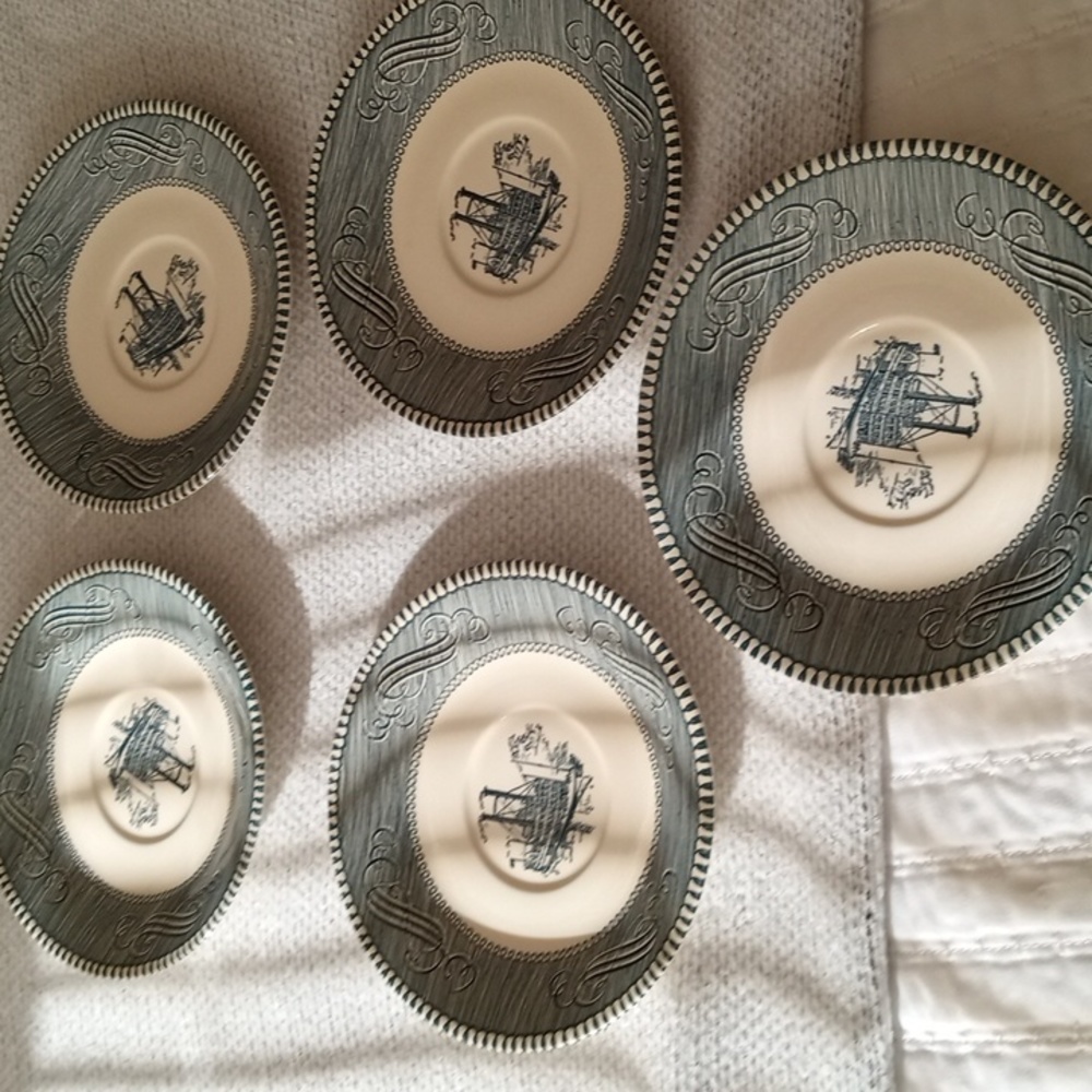 Vintage Currier and Ives desert plate